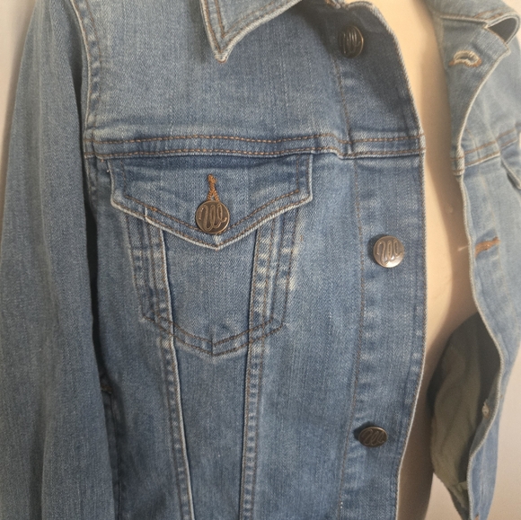 Wrangler Jean Jacket M - Picture 2 of 3